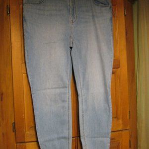 OLD NAVY Women Pants High Rise Super Skinny Size 20 NWT